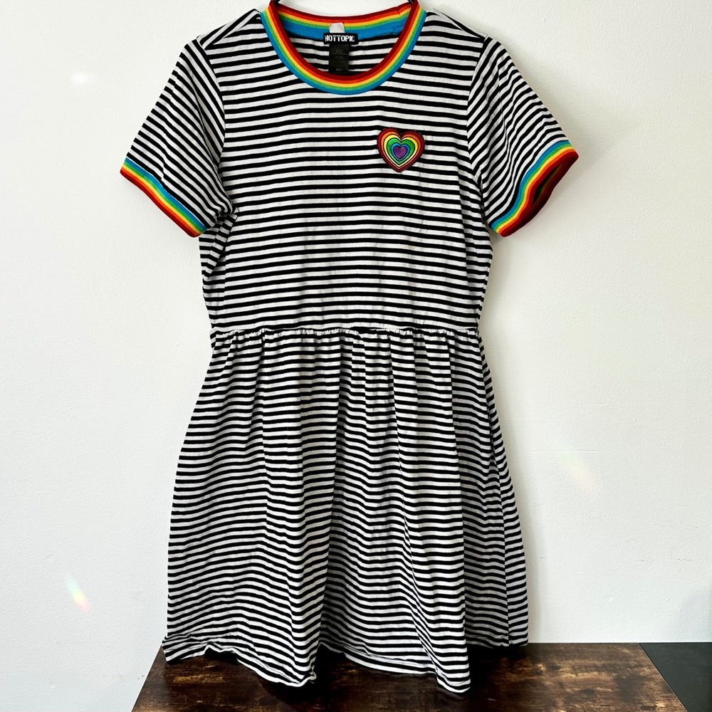Hot Topic Rainbow Trim Striped Heart Skater Dress Black White Womens Medium